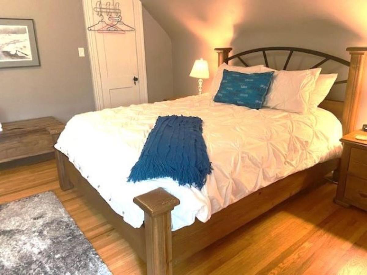 Cottage On Caledonia Bed & Breakfast Stratford Exteriör bild